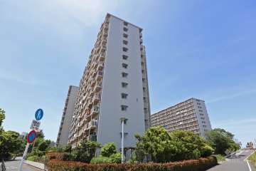 ボナハイツ中川1号の外観（南東側から）