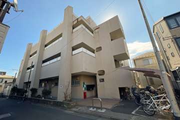 小倉第6マンションの外観（北西側から）