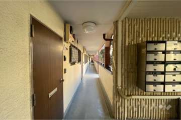 エントランスホール