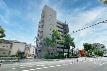 メイゾン西新井の外観（北東側から）