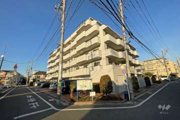 グリーンパーク東綾瀬３の外観（南西側から）