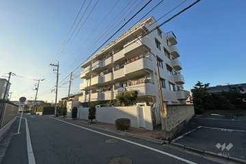 グリーンパーク東綾瀬３の外観（南東側から）