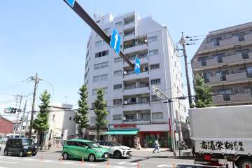 亀有中川マンションの外観(南西側から)　