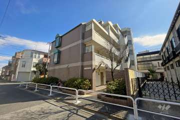 グリーンプラザ北綾瀬４の外観（北西側から）