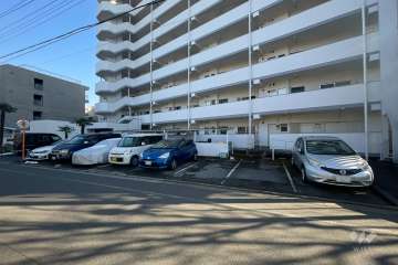 敷地内駐車場（屋外平面式）