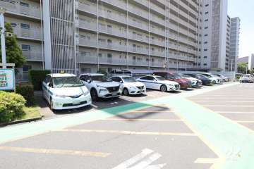 敷地内駐車場(屋外平面式)