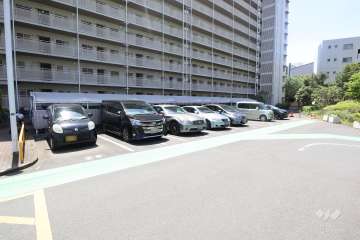 敷地内駐車場(屋外平面式)