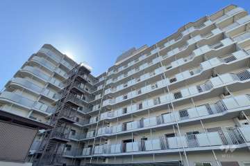 ネオコーポ亀有の外観(東側から)