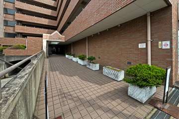 エントランスアプローチ