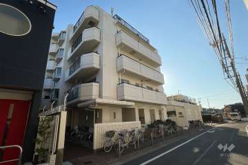 コスモ西新井の外観（北東側から）