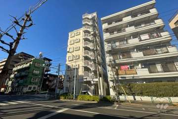 グリーンパーク綾瀬公園通りの外観（北東側から）