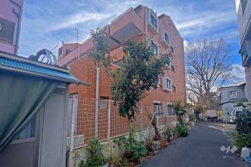 ダイアパレス西新井大師前の外観（北西側から）