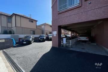 駐車場の出入り口