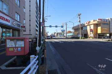 敷地北側の前面道路