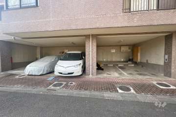 敷地内駐車場（屋内平面式）