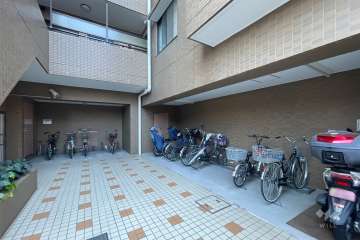 駐輪場