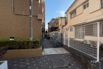 駐輪場の出入り口