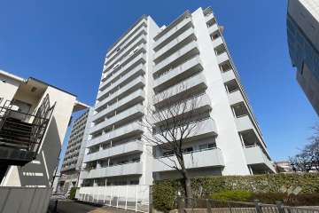 藤和梅島コープの外観（南東側から）