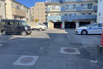 敷地内駐車場（屋外平面式）