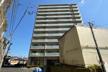 サングランデ千住曙町の外観（南西側から）