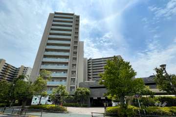 オーベルグランディオ千住大橋エアーズの外観（北西側から）