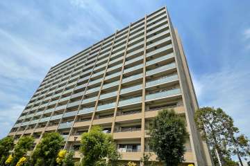 オーベルグランディオ千住大橋エアーズの外観（南東側から）