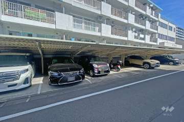 敷地内駐車場（屋外平面式）