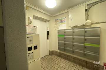 エレベーター・共用ポスト