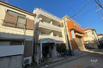 ウィンベルソロ五反野第２の外観（南西側から）