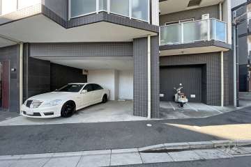 敷地内駐車場（屋外平面式）