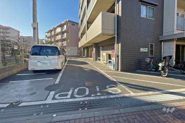駐車場出入口