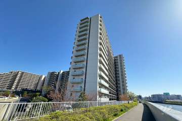 ファインシティ王子神谷リバーアンドフォレストの外観（北西側から）