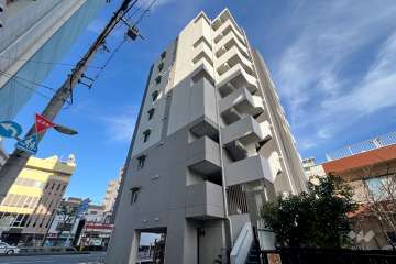 ラフィスタ大師前ウエストの外観（南西側から）