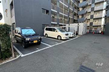 敷地内駐車場（屋外平面式）