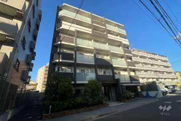 マキシヴ西新井の外観（南西側から）