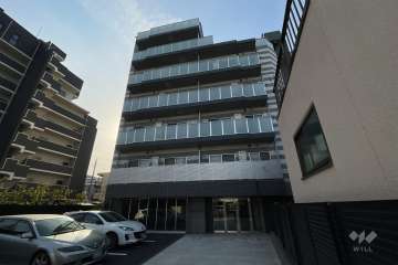 アクサス西新井の外観（南東側から）