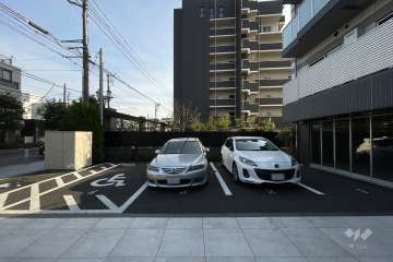 敷地内駐車場（屋外平面式）