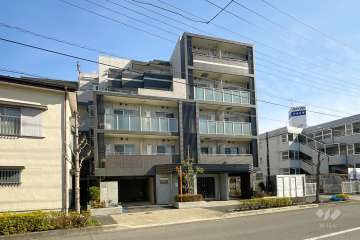 ジュイールパルフェ西新井の外観（北西側から）