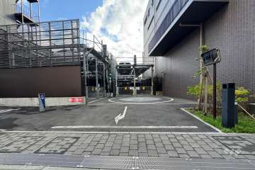 駐車場の出入り口