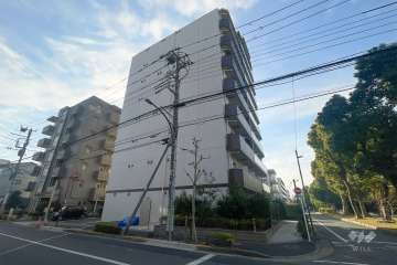 ライジングプレイス綾瀬三番館の外観（北西側から）