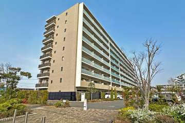 パークプレミアムメイツ西新井ケヤキテラスの外観（南西側から）