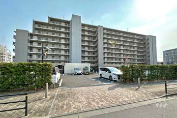 駐車場の出入り口