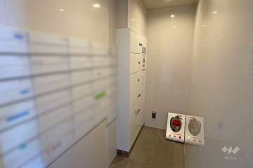 共用ポストと宅配ボックス