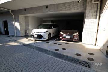 敷地内駐車場（屋内平面式）