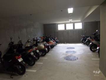 バイク置き場（屋内）