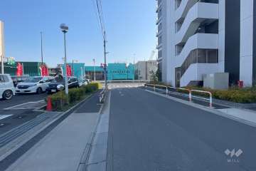 敷地東側の前面道路　