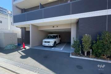 敷地内駐車場（屋内平面式）