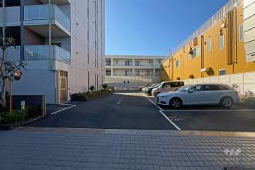 駐車場の出入り口