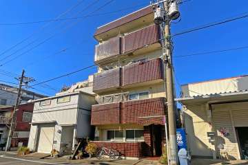 サカイリ千住緑町ハイツの外観（南東側から）