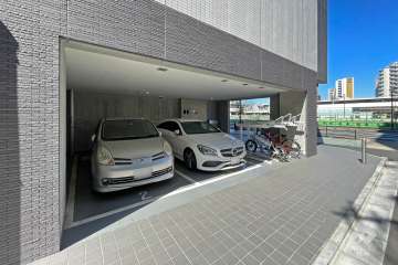 敷地内駐車場（屋内平面式）